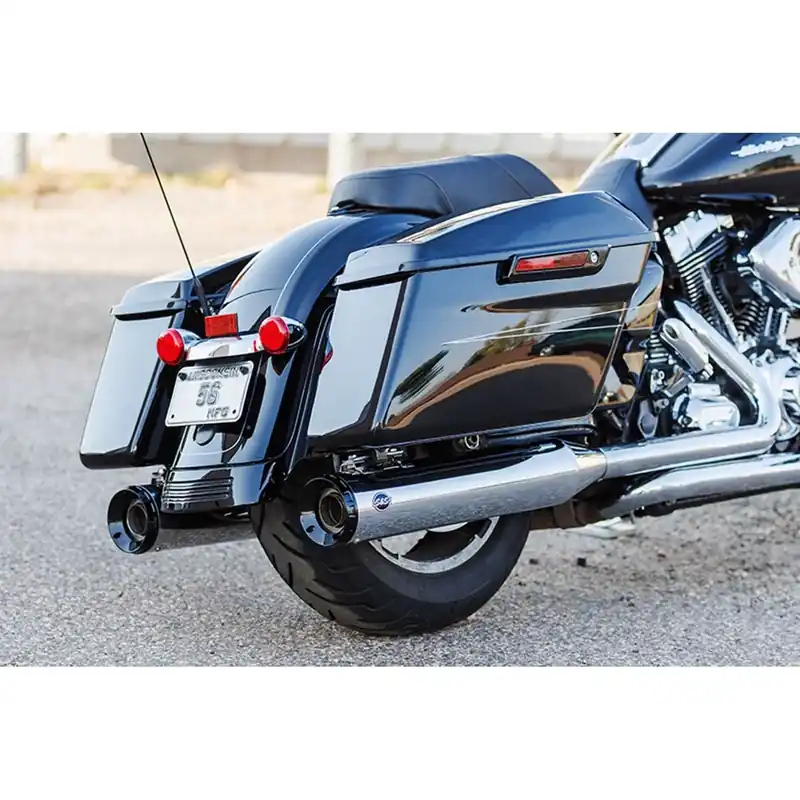 Erikoistarjous SS 4.5" GNX Slip-On äänenvaimentimet Harley lle
