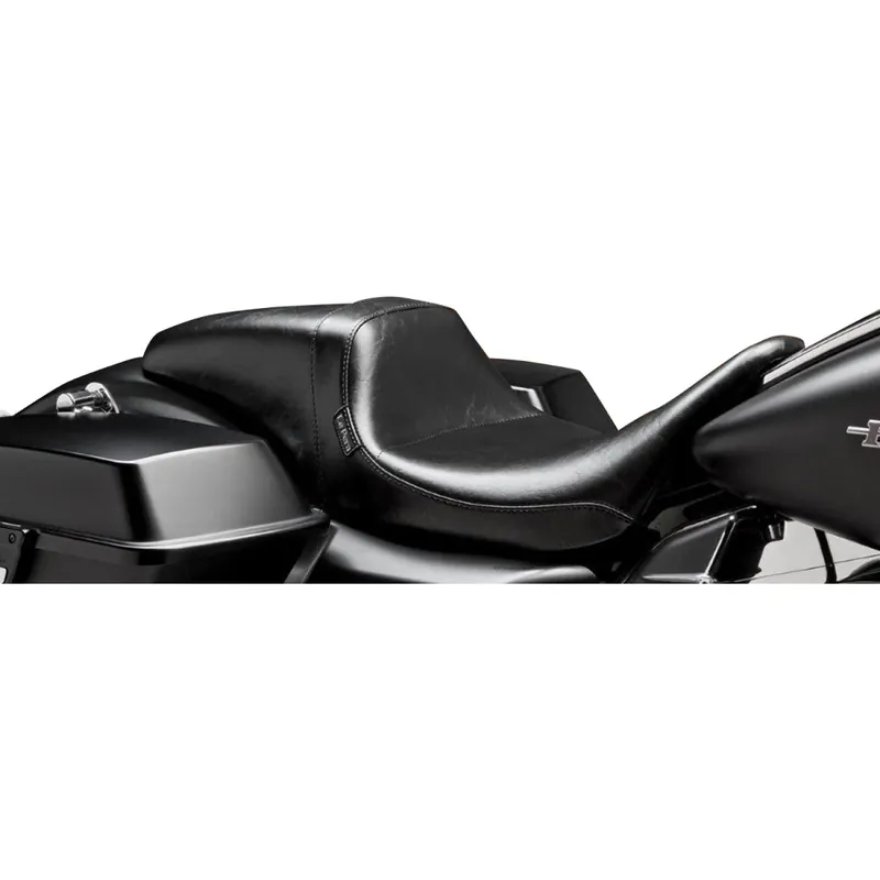 Turvallinen Maksu Le Pera Daytona Sport Solo -täyspitkä istuin Harley-moottoripyörään