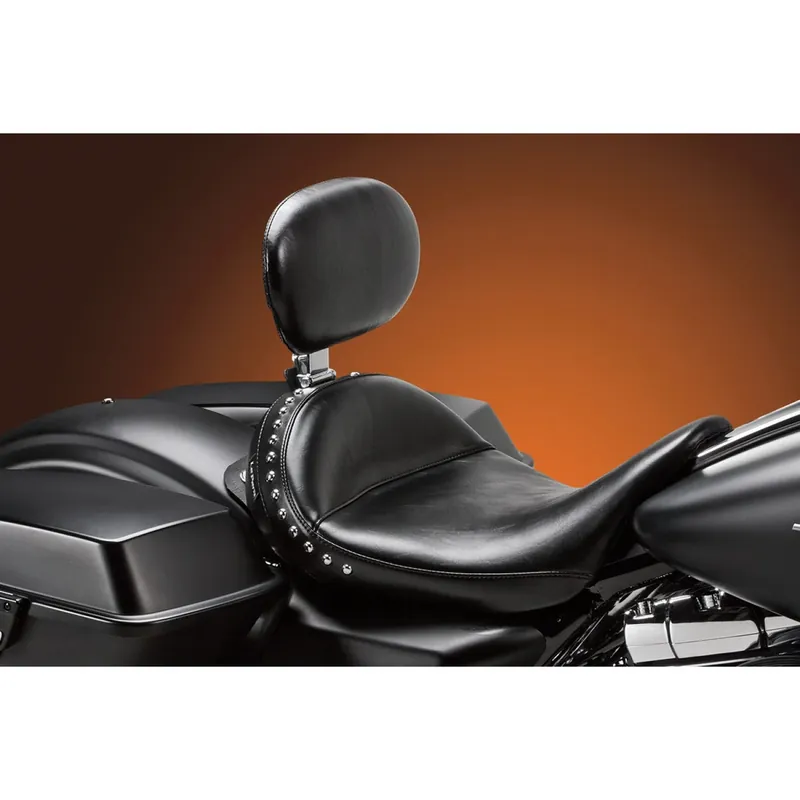 Le Pera Monterey-yksipaikkainen selkänojallinen satula Harley-moottoripyörään Pakollinen (Must-Have)