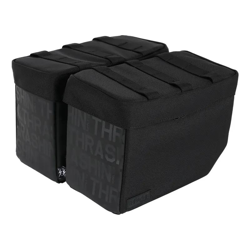 Uusi Kokoelma Thrashin Supply Essential Base 10L heitettävät moottoripyörän satulalaukut