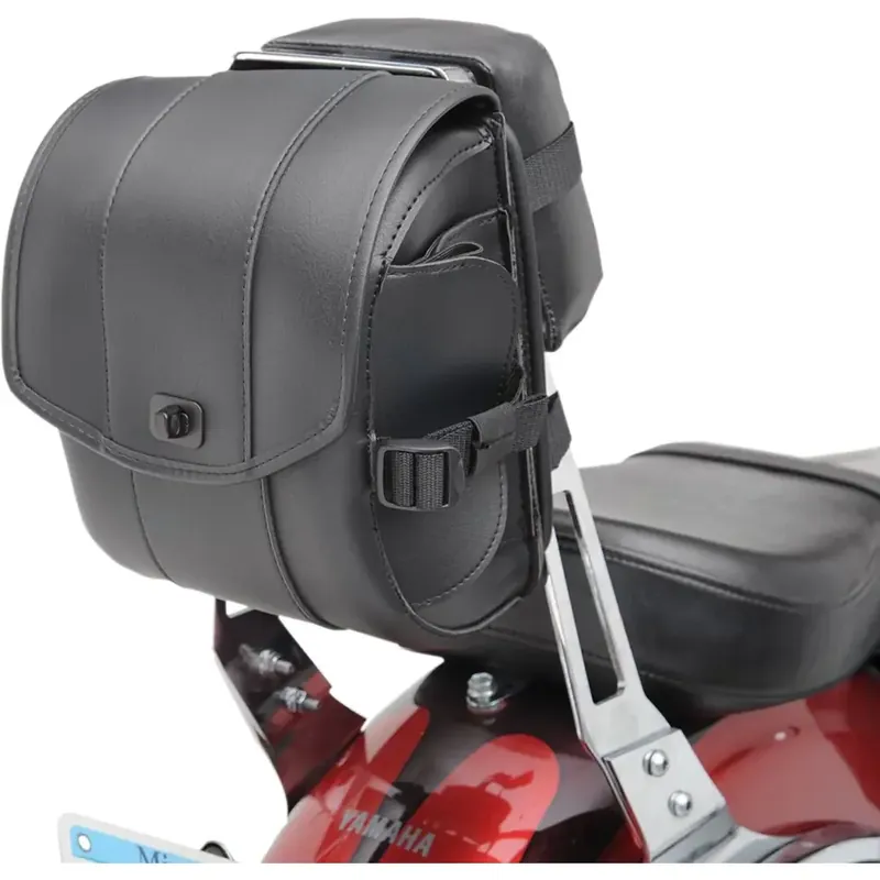 Lähetetään Heti Saddlemen Cruis‘n Deluxe Sissy Bar -moottoripyörälaukku