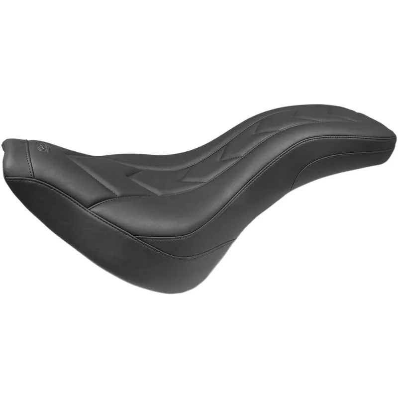 Pakollinen (Must-Have) Mustang DayTripper 2-Up -istuin Harley-moottoripyörään