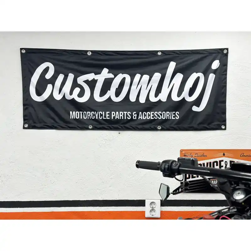 Heti Saatavilla Customhoj Käsikirjoitus Moottoripyöräliike Banner Musta / Valkoinen