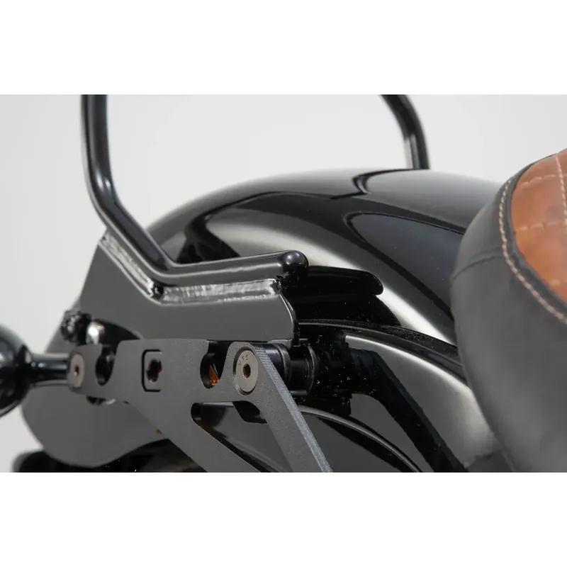 SW-Motech SLH-sivutelineen HoldFast-sovitin Harley-moottoripyörille Uutuus
