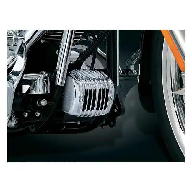 Jännitteensäätimen cover KURYAKYN HD 01-17 Softail Osta Nyt