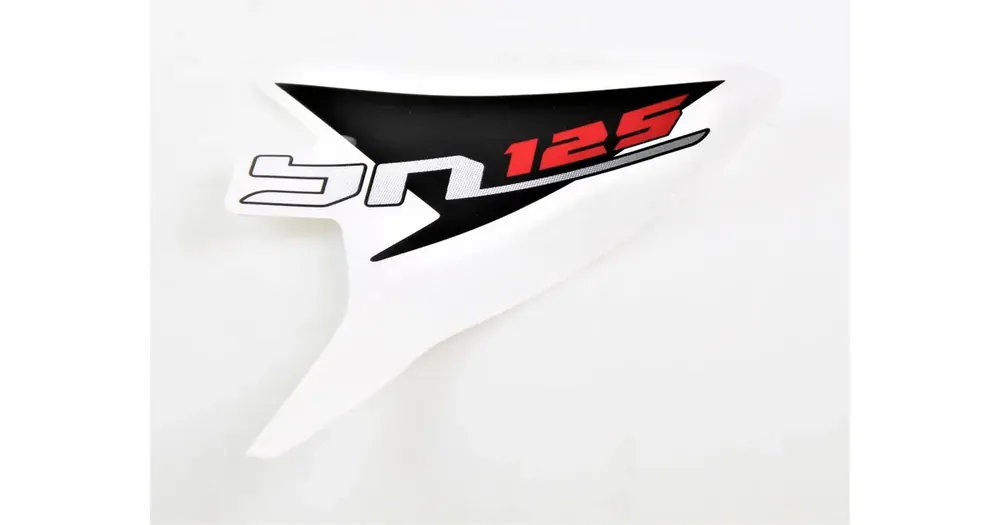 Oikea tarra BN125, F9, Benelli BN 125 Pakollinen (Must-Have)