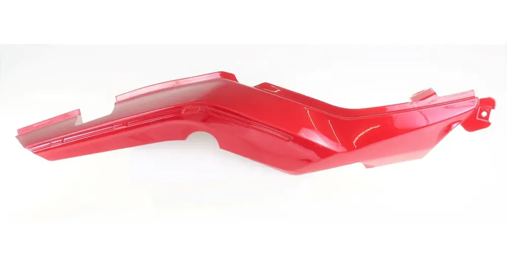 Takakate oikea yläosa punainen BENELLI TRK 502 Euro 4 Edullinen Hinta