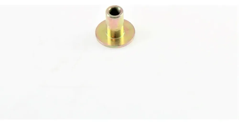 Holkki 6x22/10x18/2 mm, Benelli TRK 502 Euro 4 jäähdyttimen kiinnitysruuvit Tilaa Heti