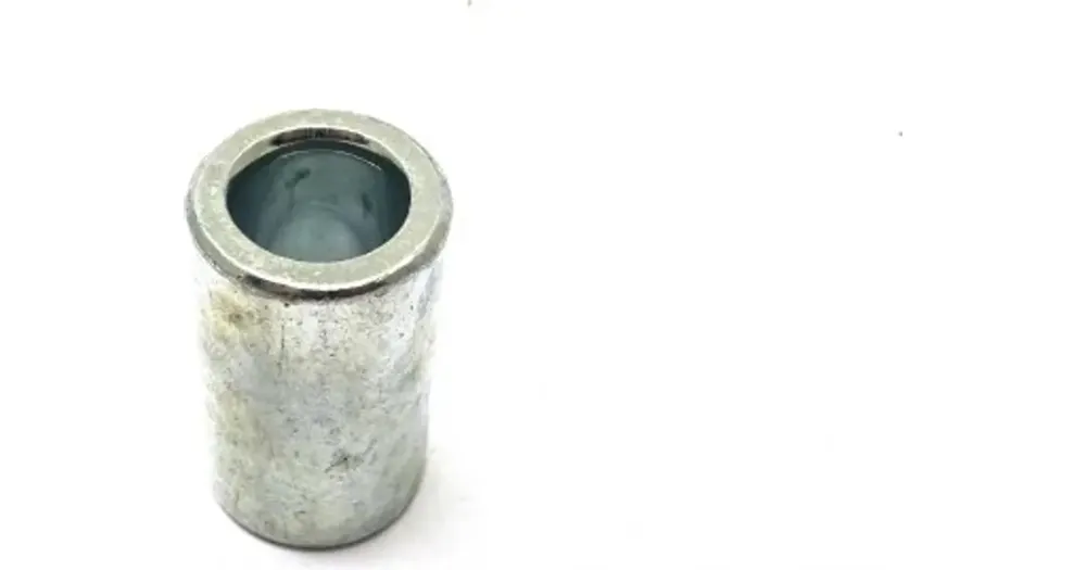 Älä Missaa Etupyörän väliholkki, 12,6x20x34 mm, Junak 711 / Lexmoto Chieftain