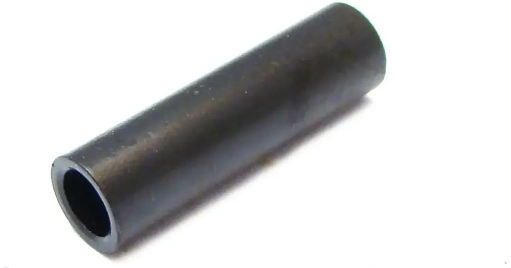 Edullinen Takavetolaukun kiinnitysholkki, 10,6x15,7x55mm, Junak 107