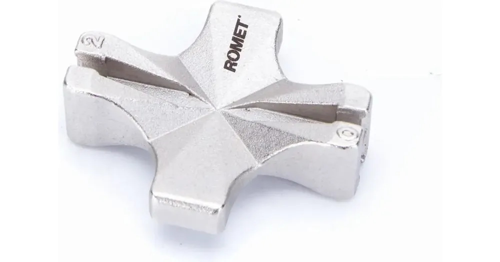 Viikonlopputarjous Pinnankiristysavain BT-04 3,2/3,3/3,4/3,9 mm et/logo ROMET
