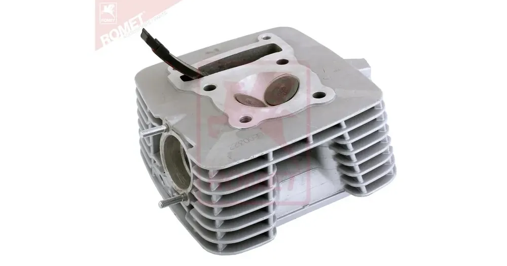 Tukkuhinta Sylinterikansi ilman venttiilejä 125cc 156FMI 4T 125 OHC AC