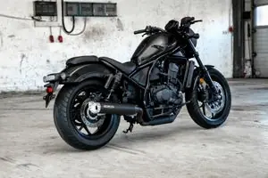 Halpa Hinta Miller Exhaust Noir Embout SlashCut Poli VaimentinHONDA 1100 CMX 1100 REBEL - 2021 - 2024